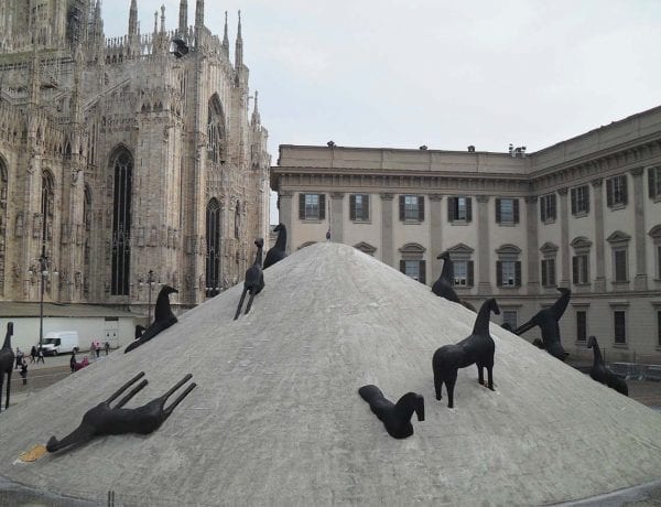kunstwerk voor kathedraal in milaan