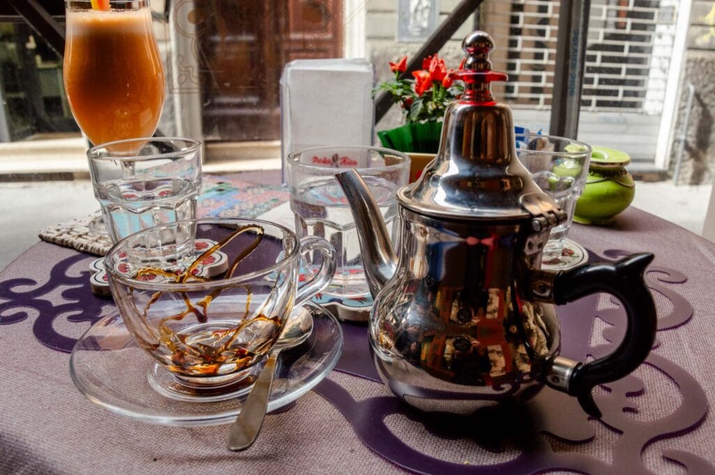 Lekker eten in Bologna - Naama Cafe