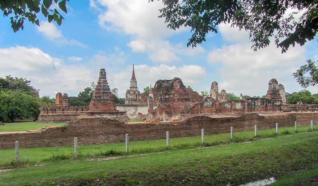 Wie is de mol tempel Ayutthaya