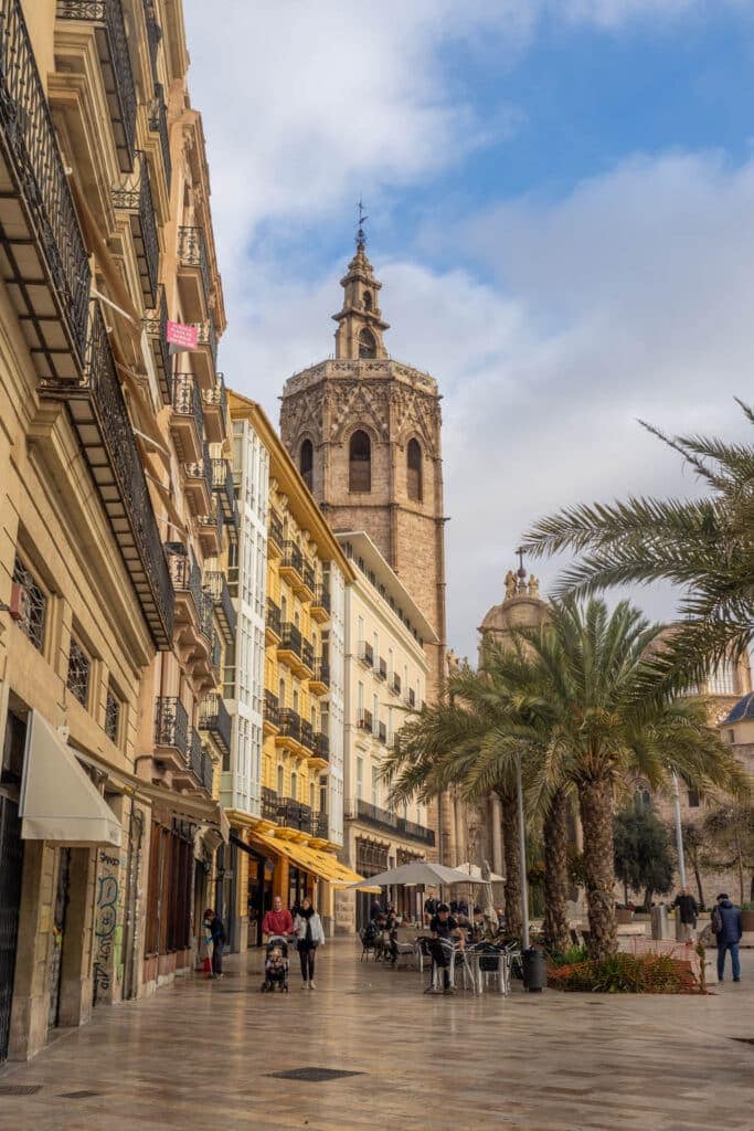 Wat te doen in Valencia - Plaza de la ReinaWat te doen in Valencia - Plaza de la Reina