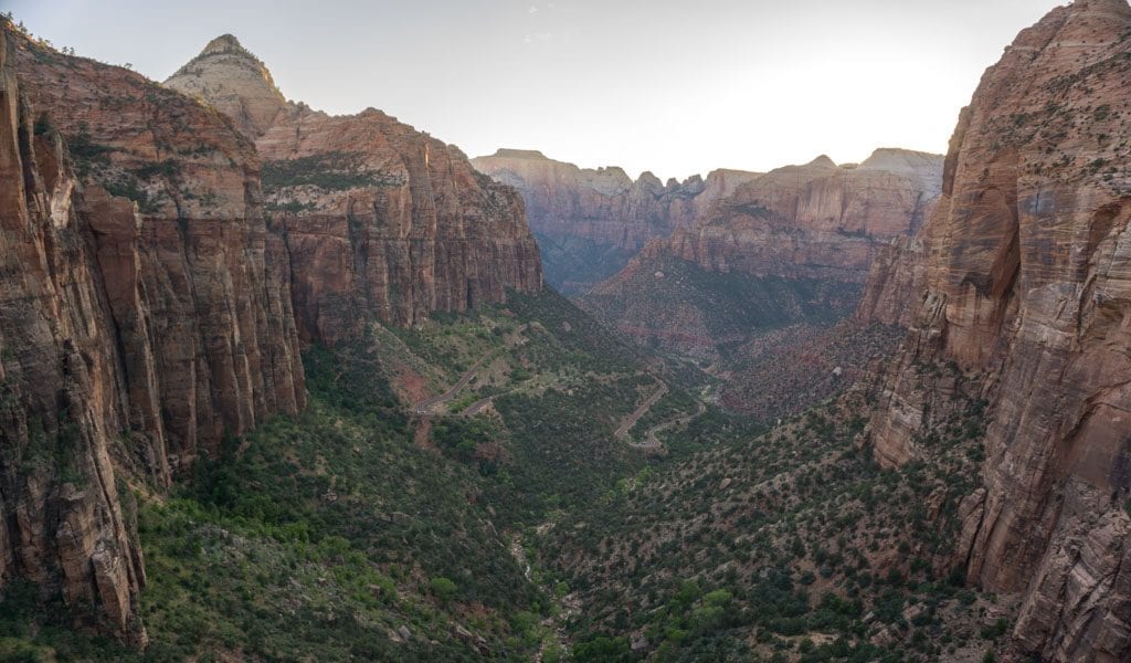 tips zion national park: zion canyon overlook