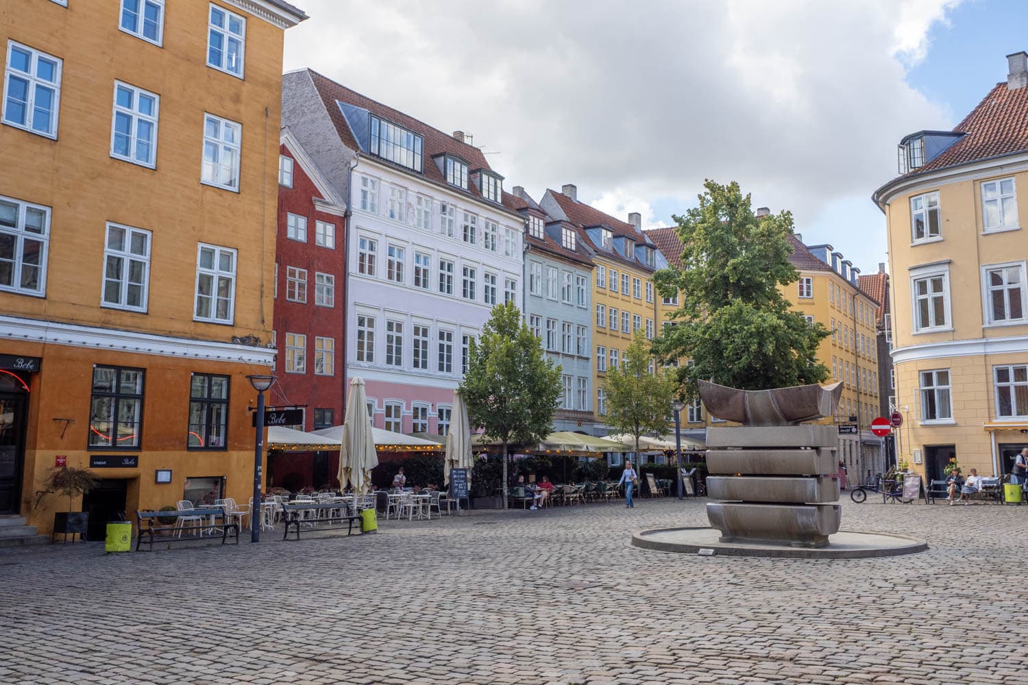Doen in Kopenhagen - Mooiste kleurrijke straatjes - Gråbrødretorv