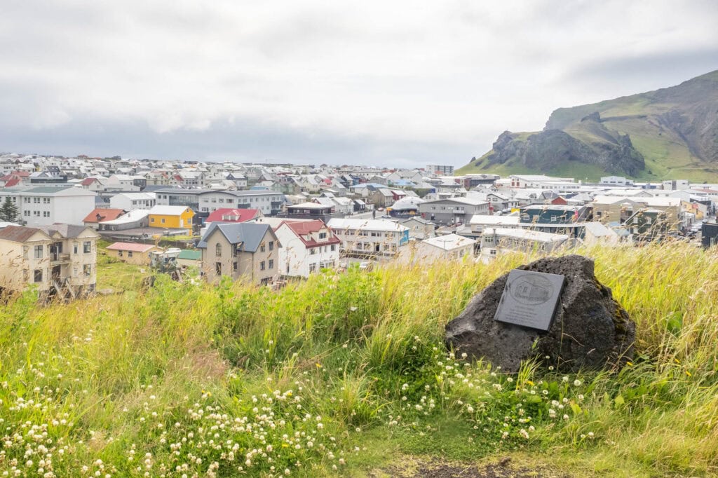 Vestmannaeyjar - wandelen over het oude dorp