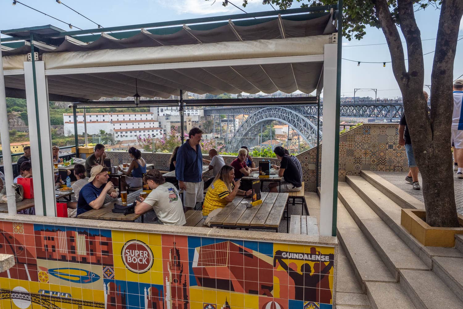 Eten in Porto - Guindalense Football Club