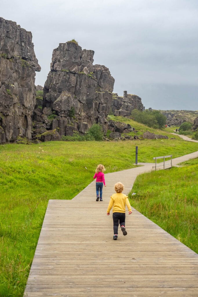 Golden Circle - Öxarárfoss (Þingvellir National Park)
