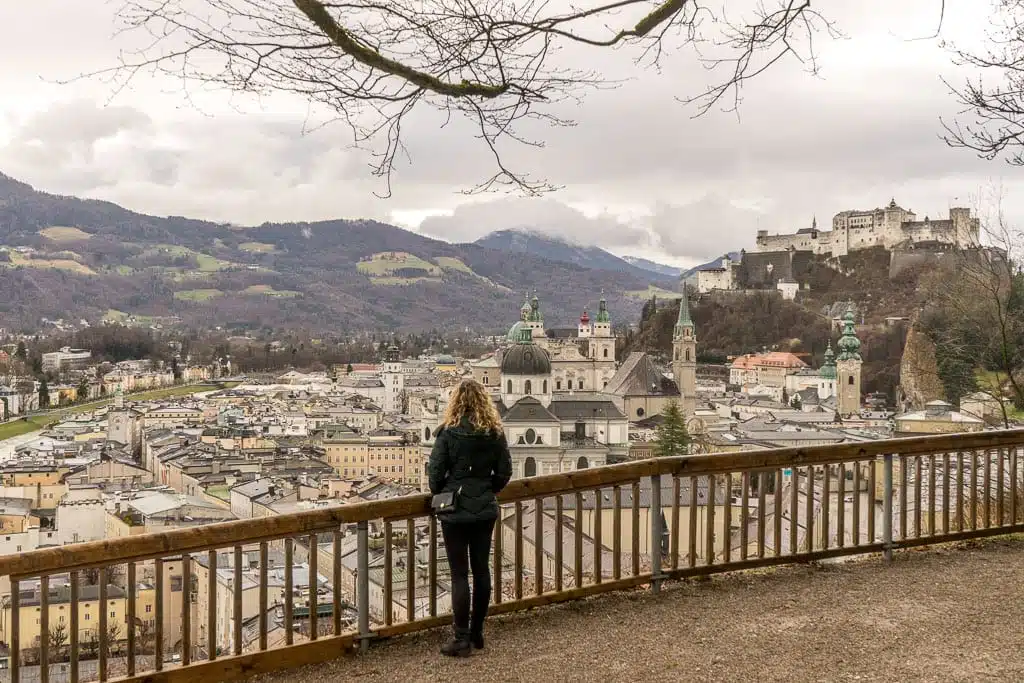 Uitzicht op de Altstadt in Salzburg