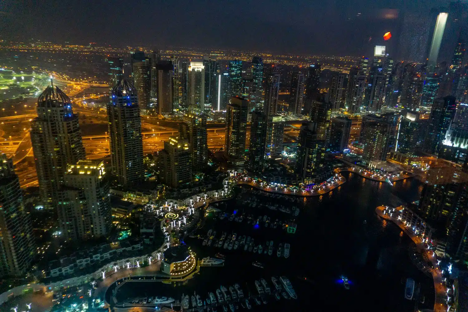 Doen in Dubai - Dubai Marina 's avonds
