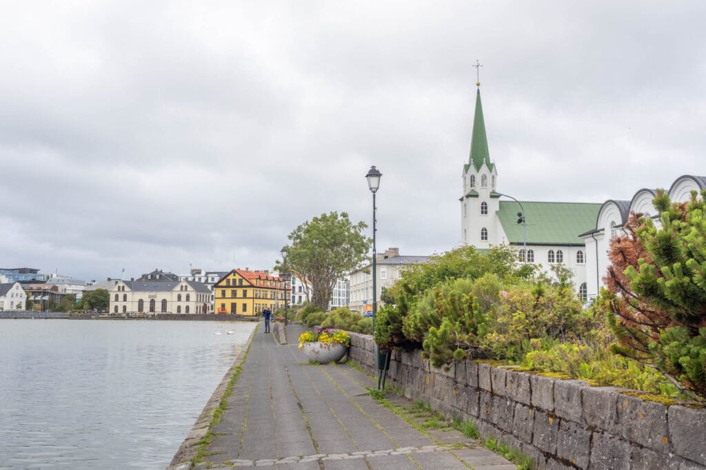 Doen in Reykjavik - Tjörnin meer