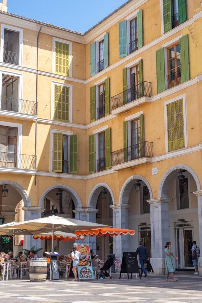 Doen in Palma de Mallorca - Plaza Mayor - Placa Major