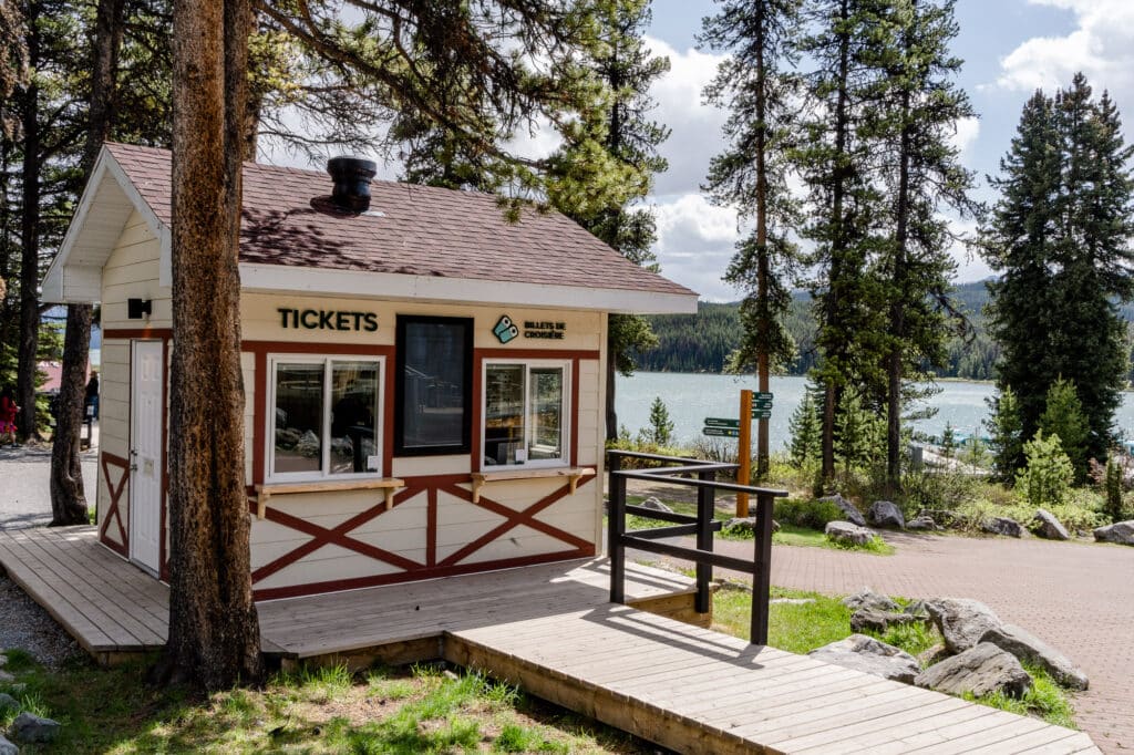 Maligne Lake