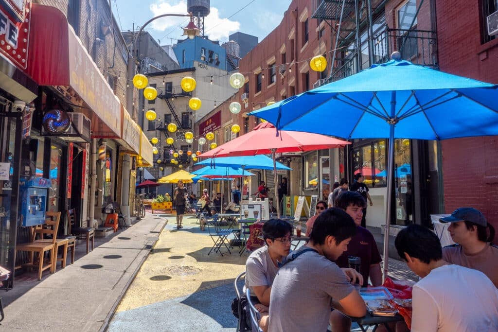 Chinatown New York - Doyers Street