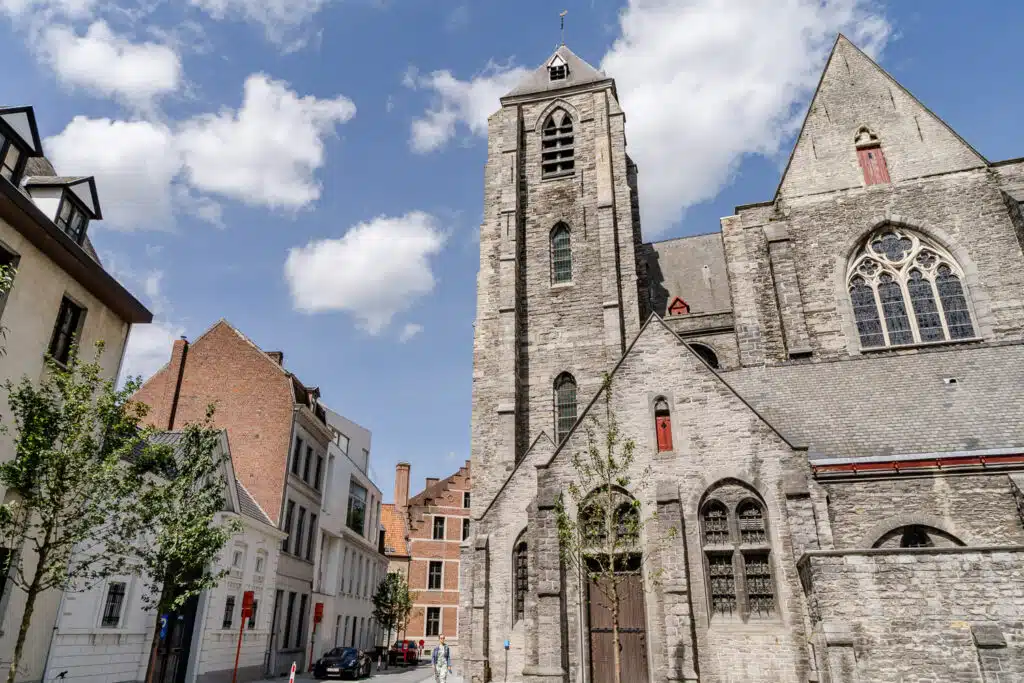 OLV Kerk in Kortrijk