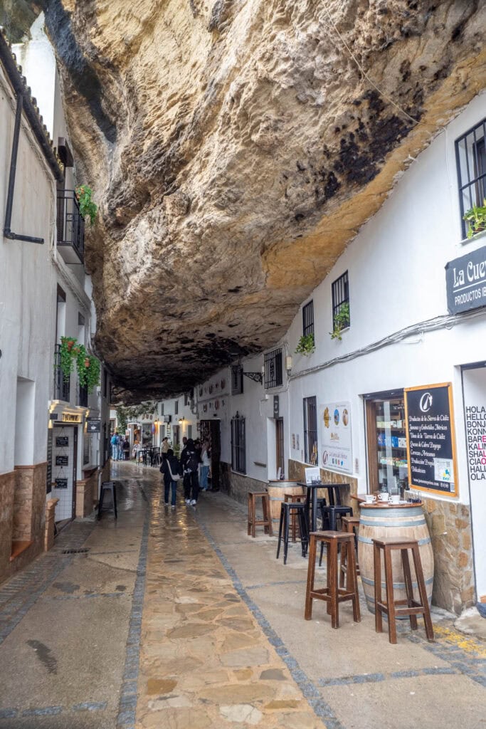Mooiste plekken Spanje - Setenil de las Bodegas