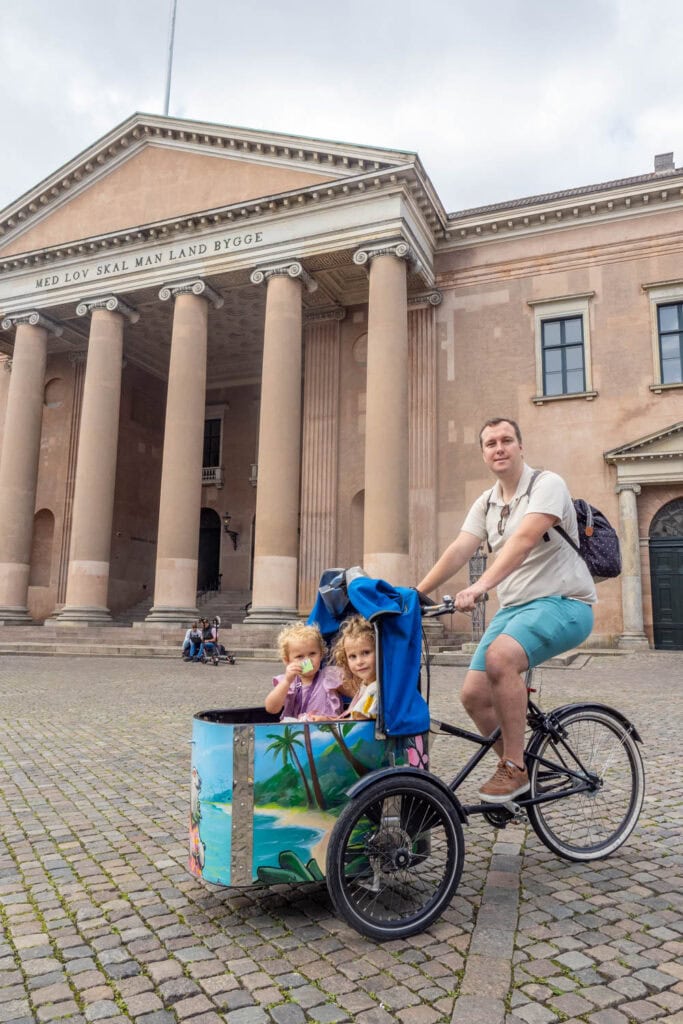 Kopenhagen met kinderen - Fietsen met bakfiets
