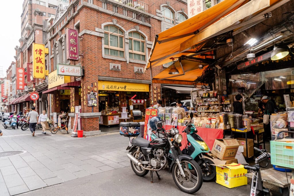 Dihua Street in Taipei