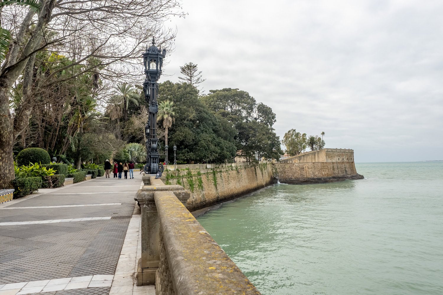 Doen in Cádiz - Jardines de Alameda Apodaca
