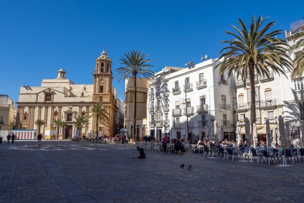 Doen in Cádiz - Plaza de la Catedral