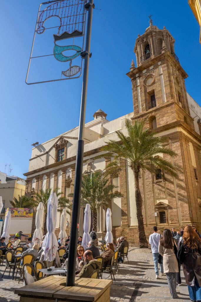 Doen in Cádiz - Plaza de la Catedral