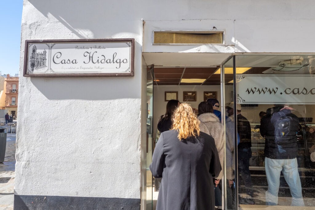 Doen in Cádiz - Plaza de la Catedral - Casa Hidalgo