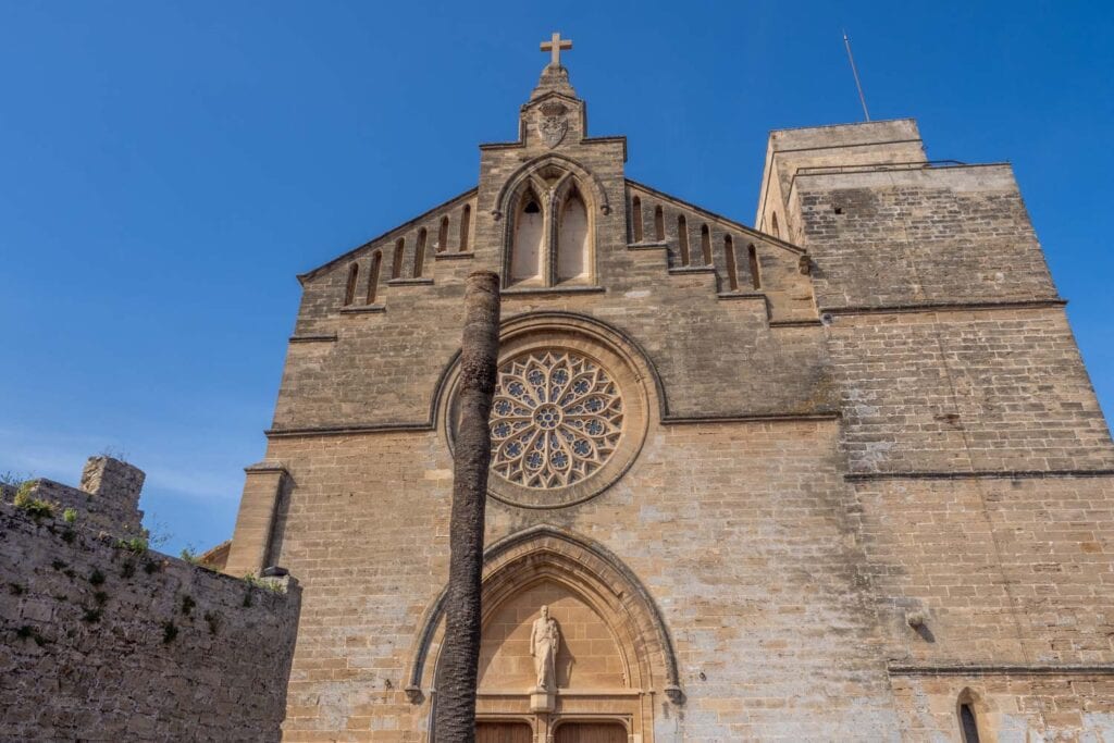 Doen in Alcúdia - Església de Sant Jaume d'Alcúdia