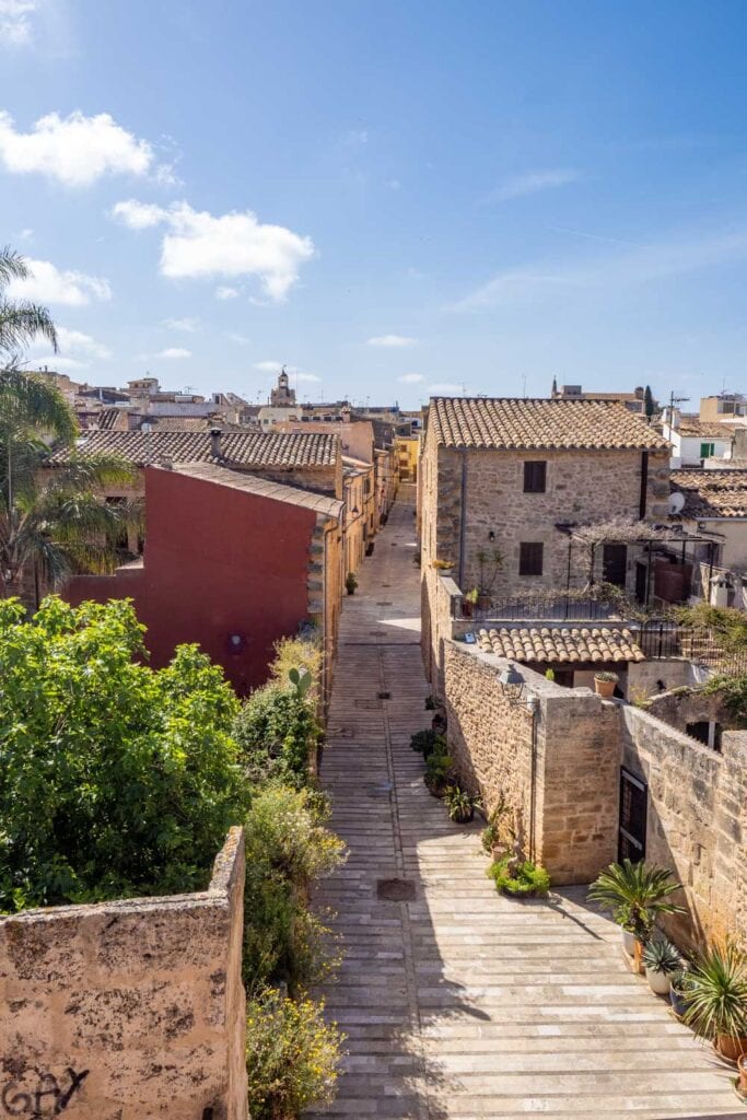 Doen in Alcúdia - Wandel over de middeleeuwse stadsmuren