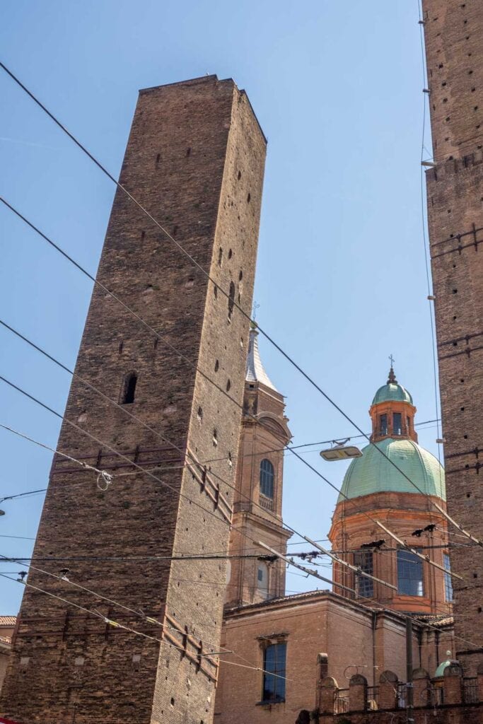 Doen in Bologna - Le Due Torri