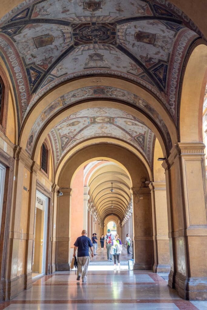 Doen in Bologna - Portici