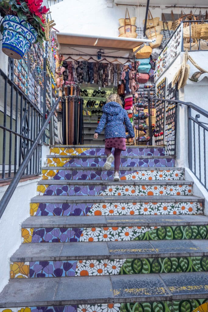 Doen in Mijas - Flower Stairs