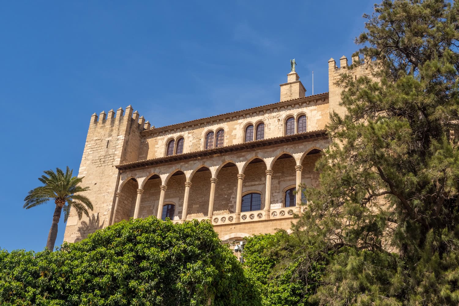 Doen in Palma de Mallorca - Koninklijk Paleis La Almudaina