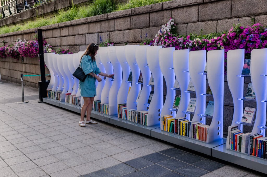 Doen in Seoul - Cheonggye Plaza