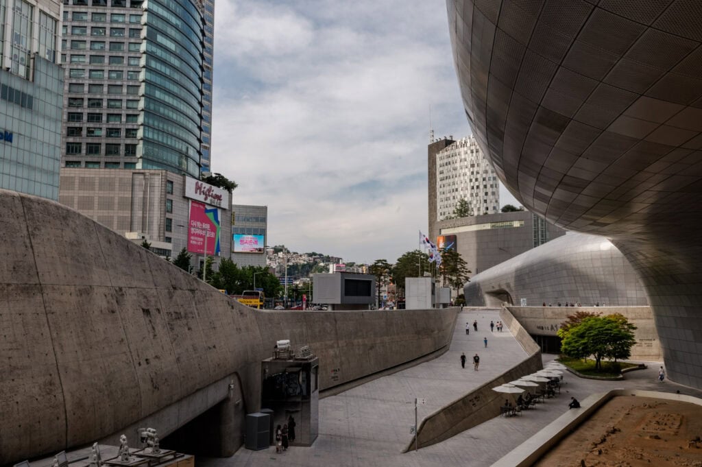 Doen in Seoul Dongdaemun Design Plaza