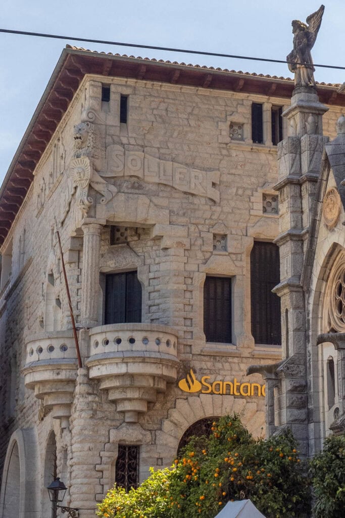 Doen in Sóller - Bank van Santander