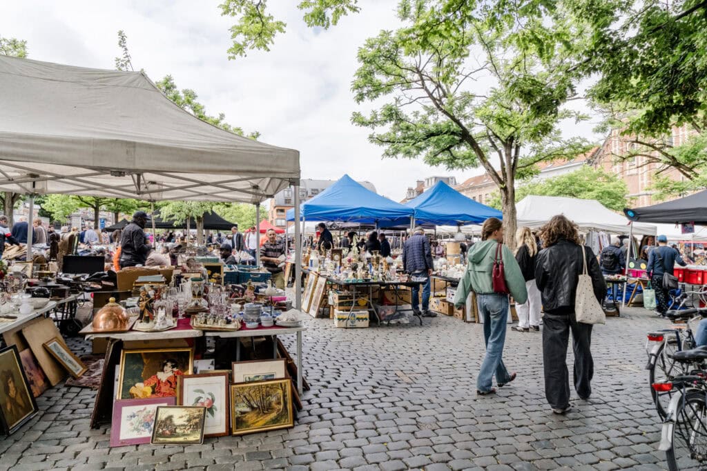 Wat te doen in Brussel - Markt in de Marollen