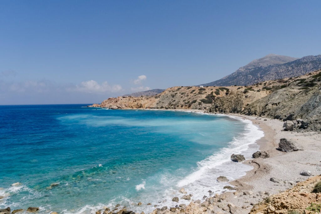 Wat te doen op Karpathos - Under the trees