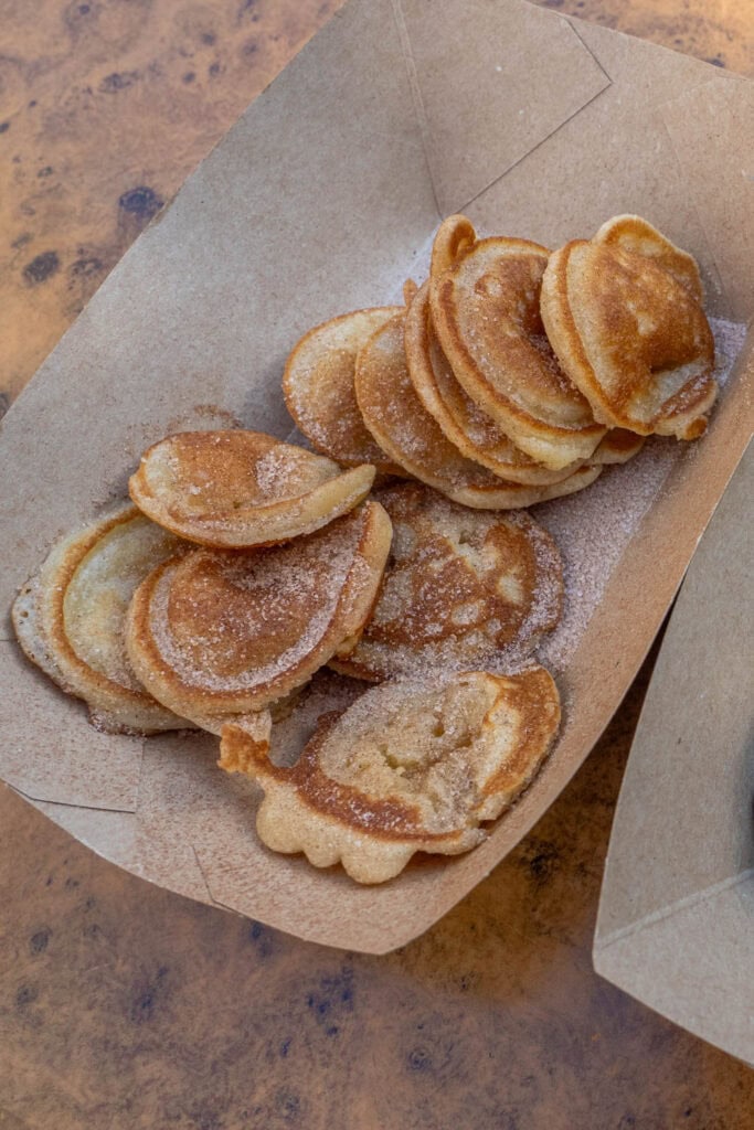 Europa-Park - Eten poffertjes