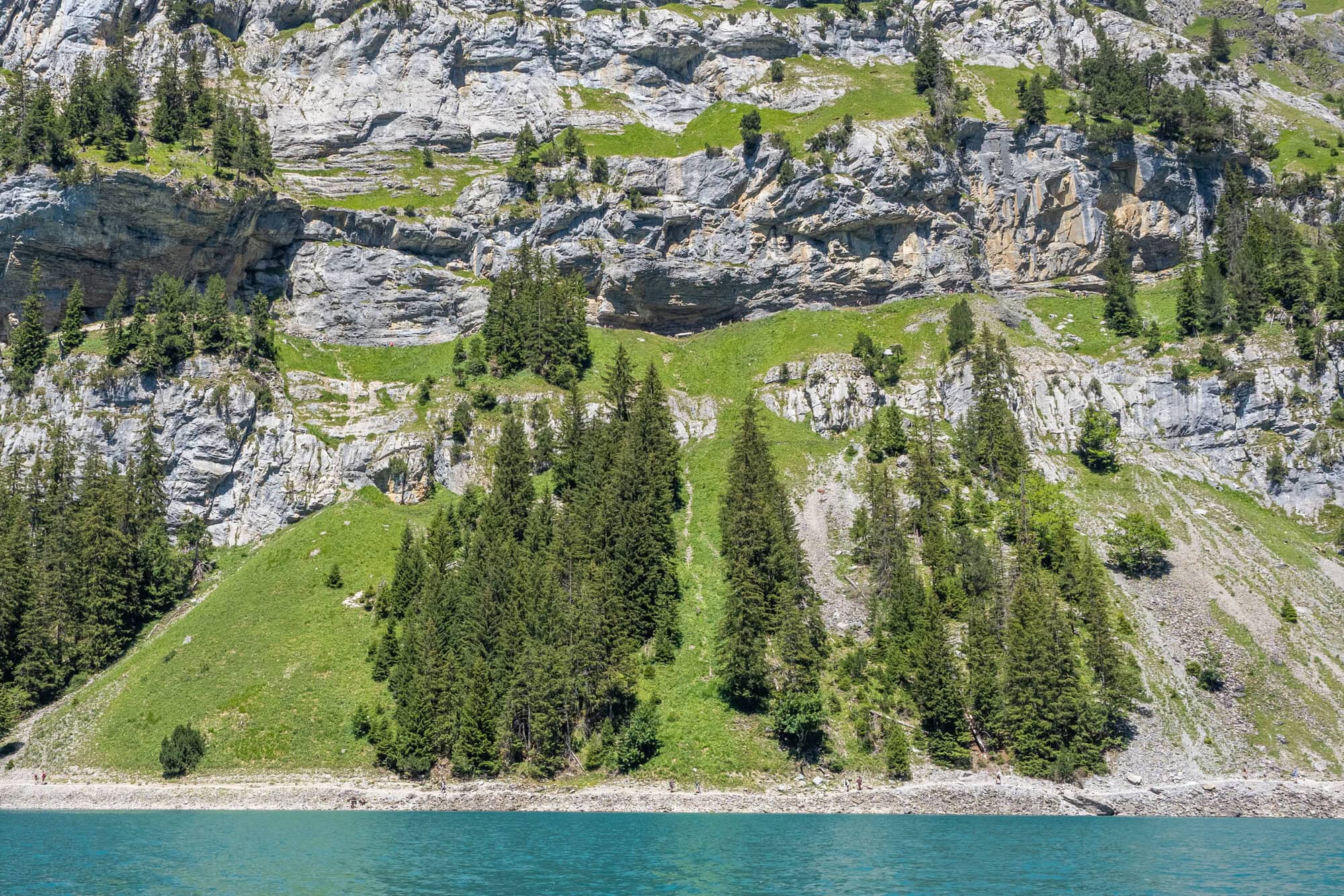 Oeschinensee - panorama hike