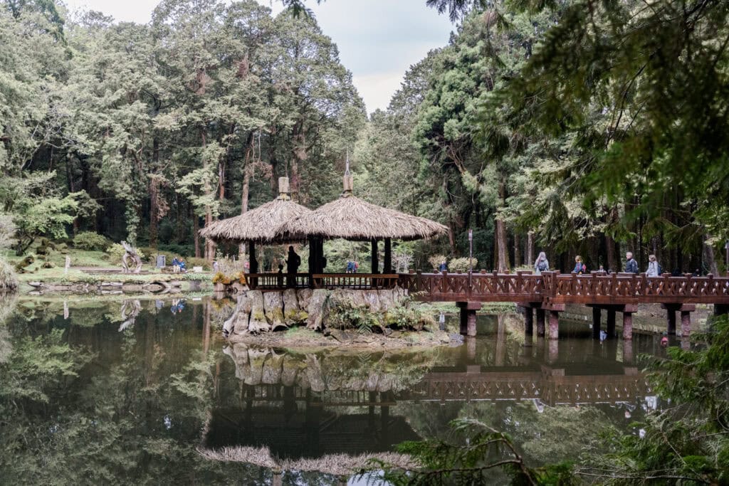 Sister Ponds Alishan