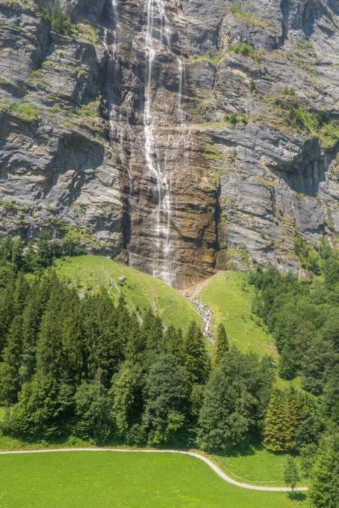 Doen in Lauterbrunnen - 72 watervallen