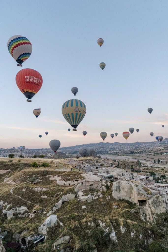 Uitzicht luchtballonnen Cappadocië